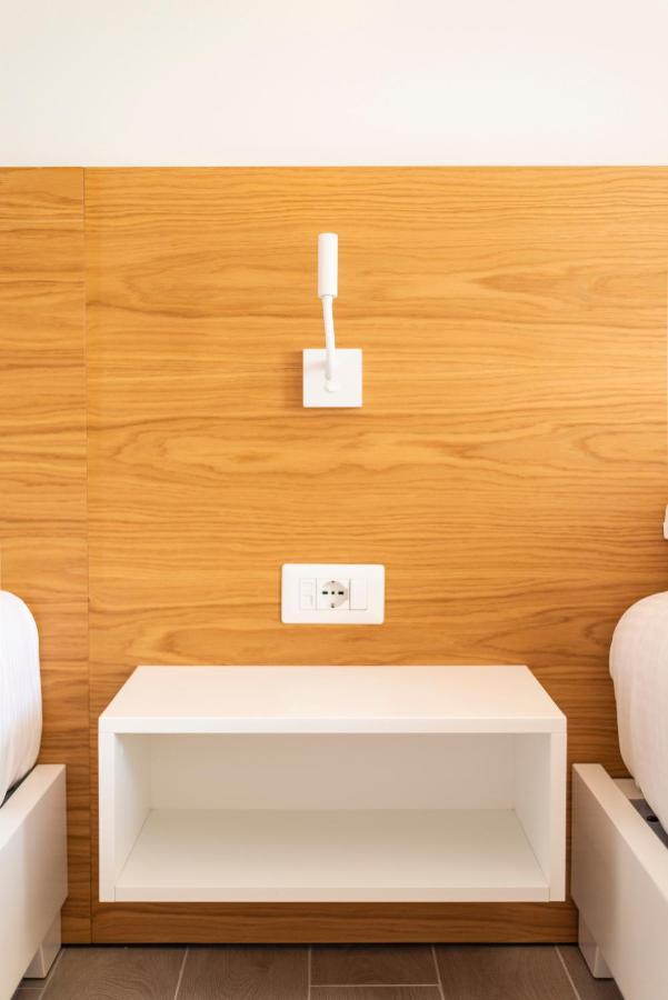 Sonar En El Mar Bed & Breakfast Himare Bagian luar foto