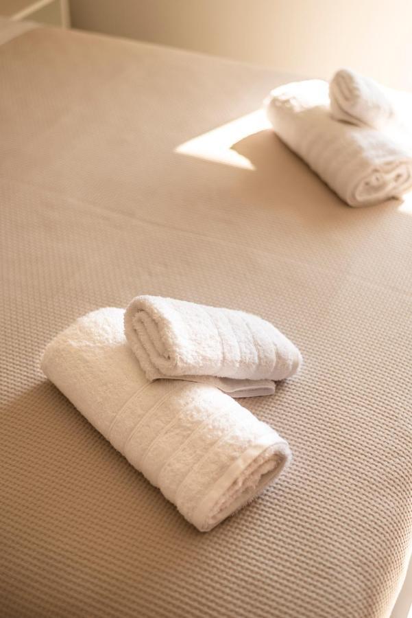 Sonar En El Mar Bed & Breakfast Himare Bagian luar foto