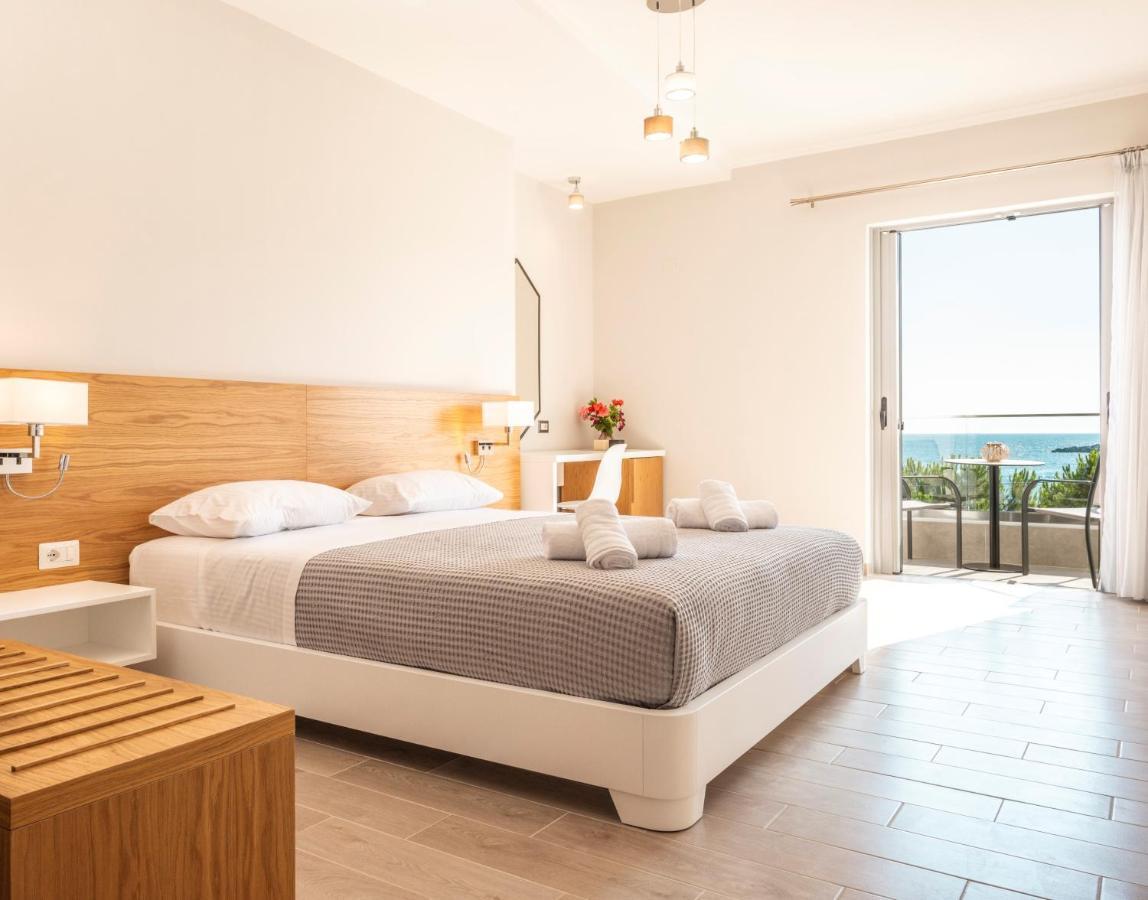 Sonar En El Mar Bed & Breakfast Himare Bagian luar foto