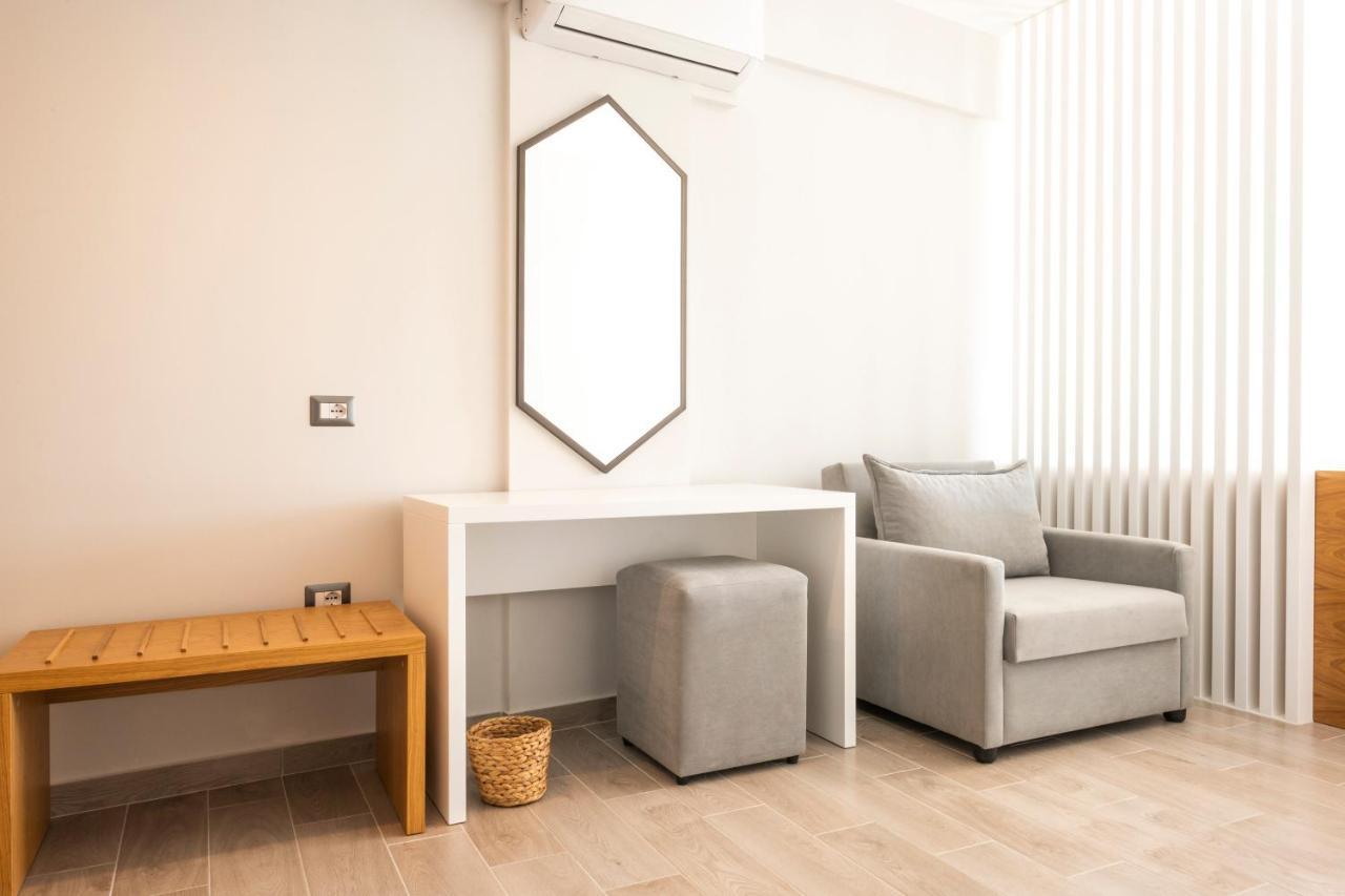 Sonar En El Mar Bed & Breakfast Himare Bagian luar foto