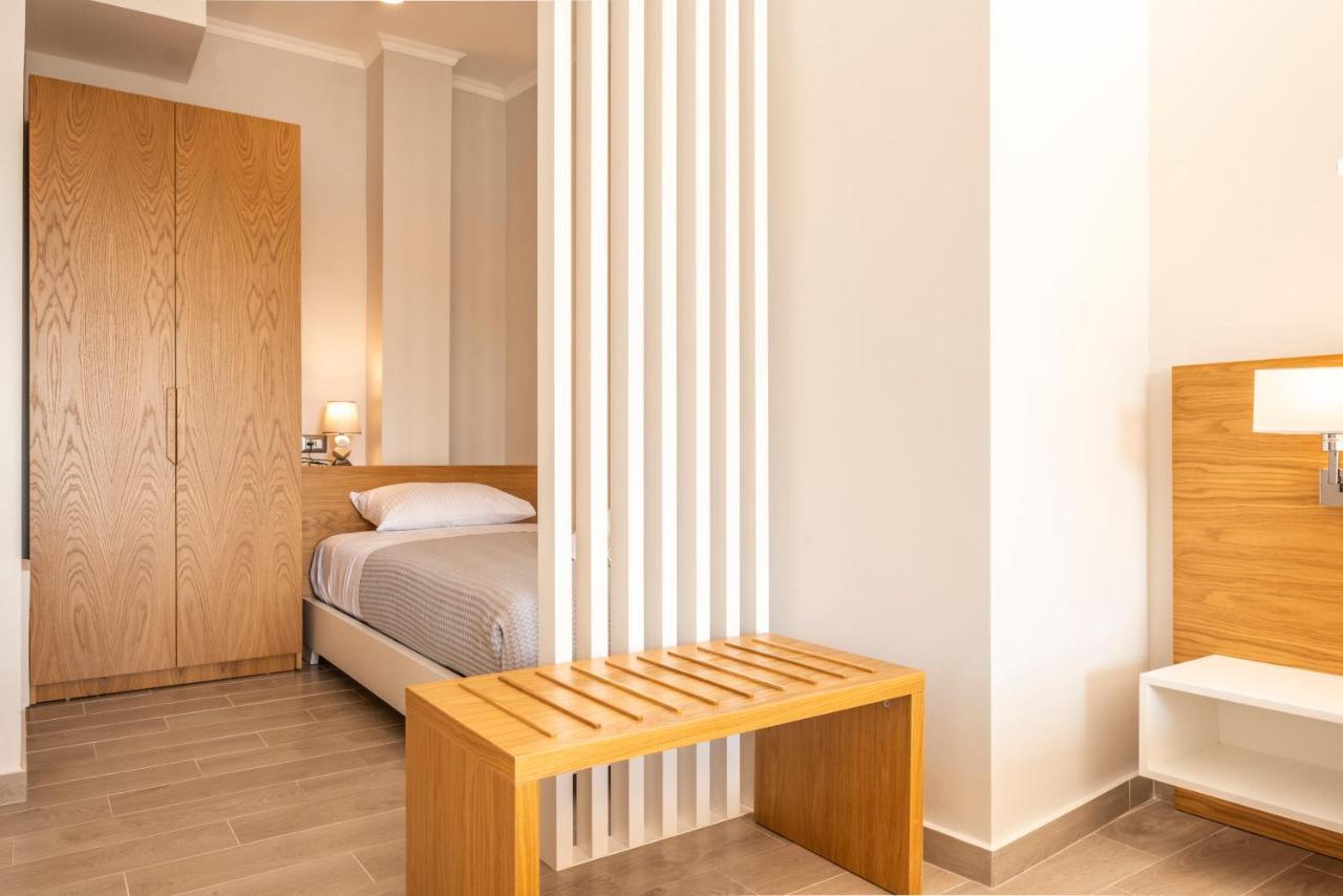 Sonar En El Mar Bed & Breakfast Himare Bagian luar foto